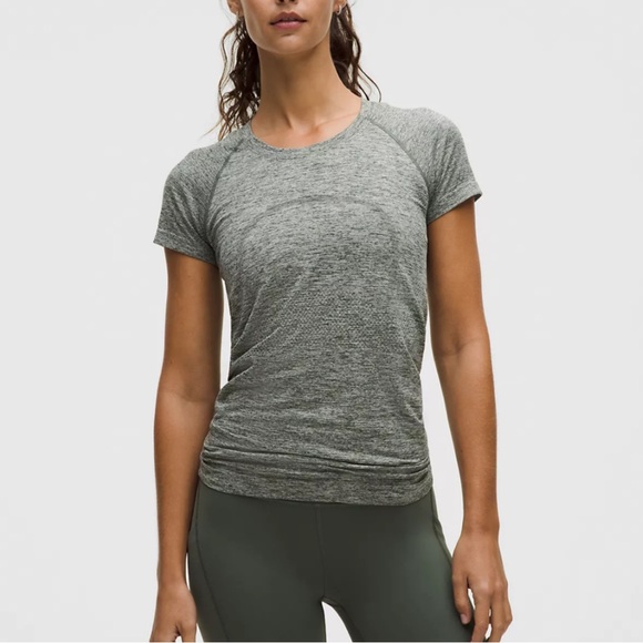 LULULEMON Swiftly Tech Gray Short Sleeve Women's Tee - Picture 3 of 11